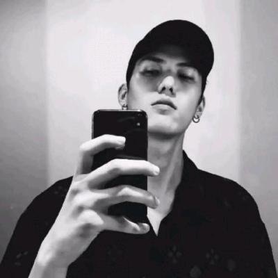 烟(许佳豪)@抖音