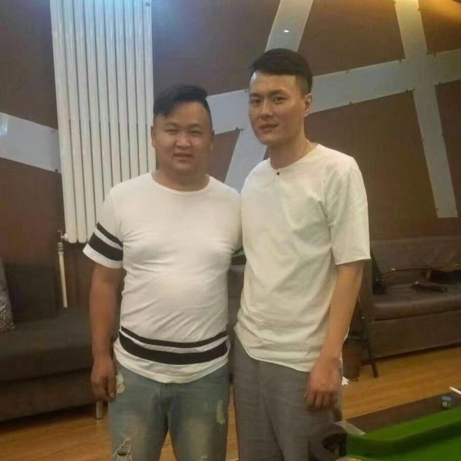 爱尚台球小莫非