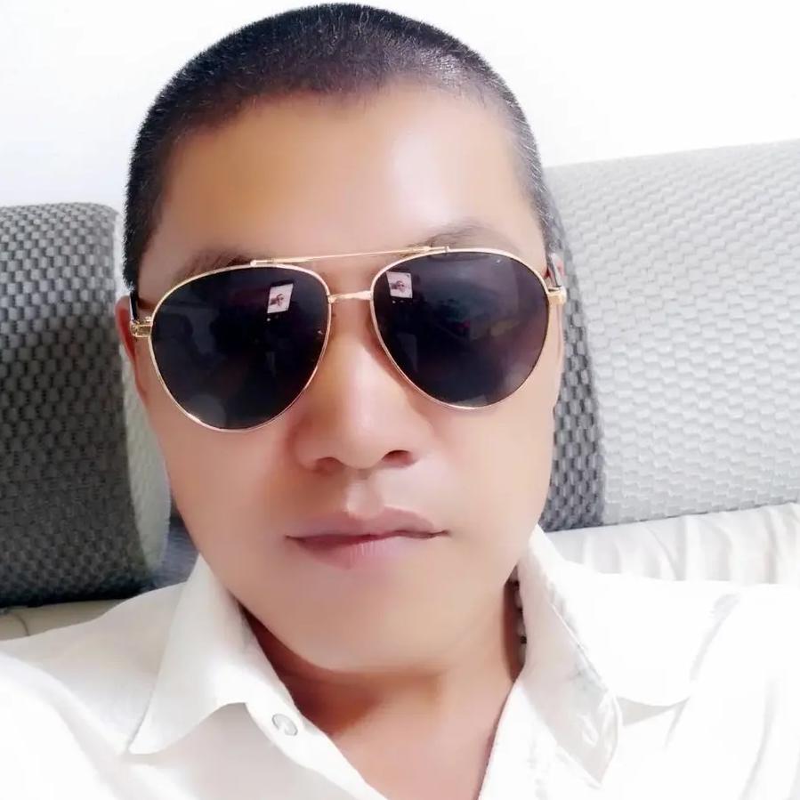 成哥，，，，