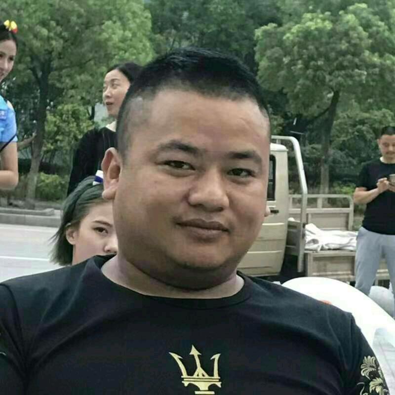 漆万