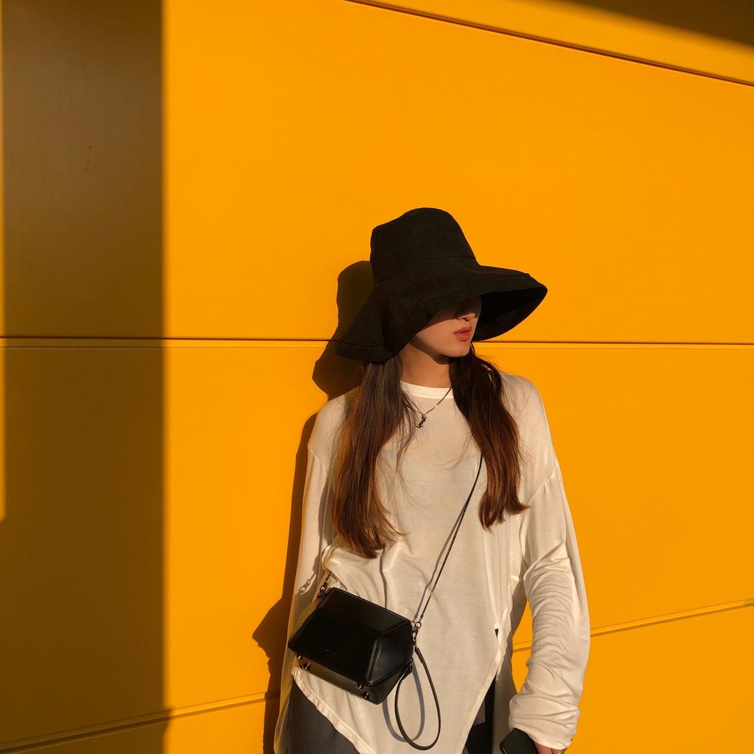 又做又喝咖啡的