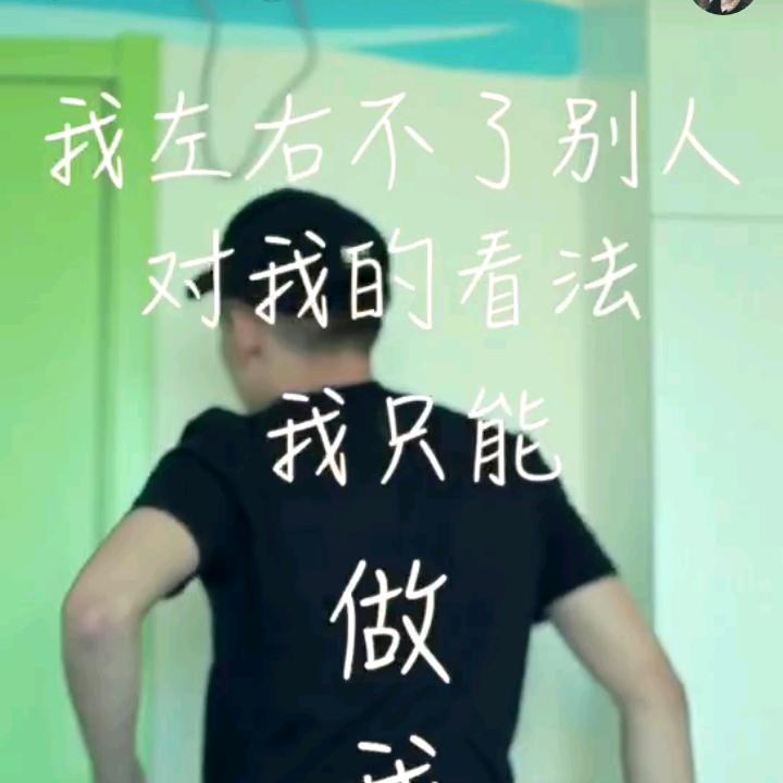 小哥