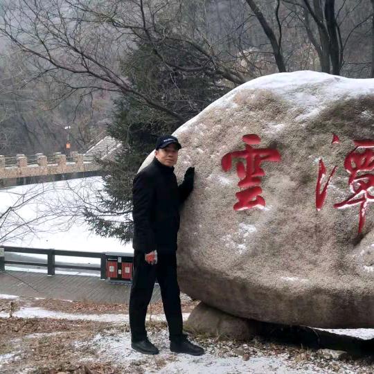 阳光男人