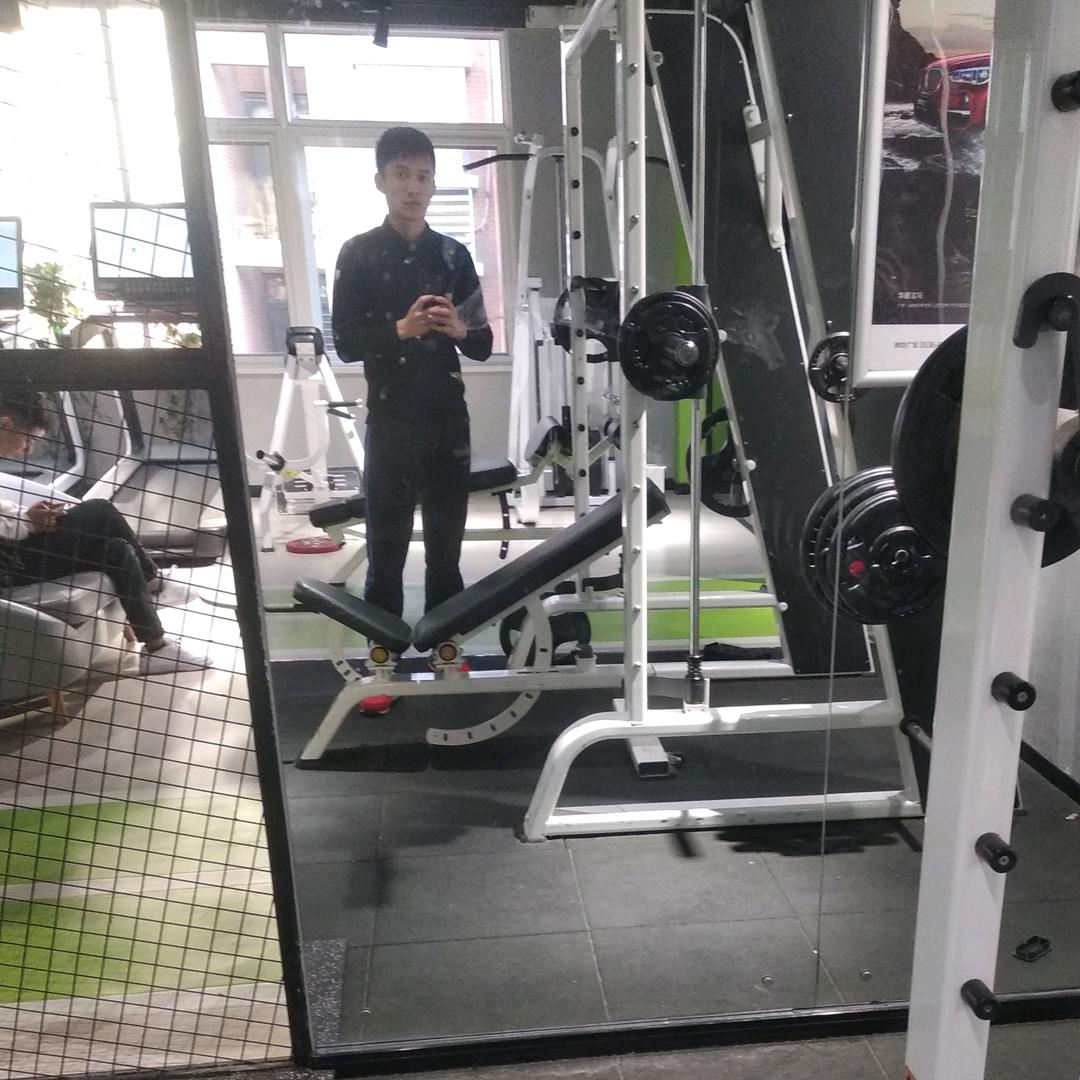 布鲁斯。李
