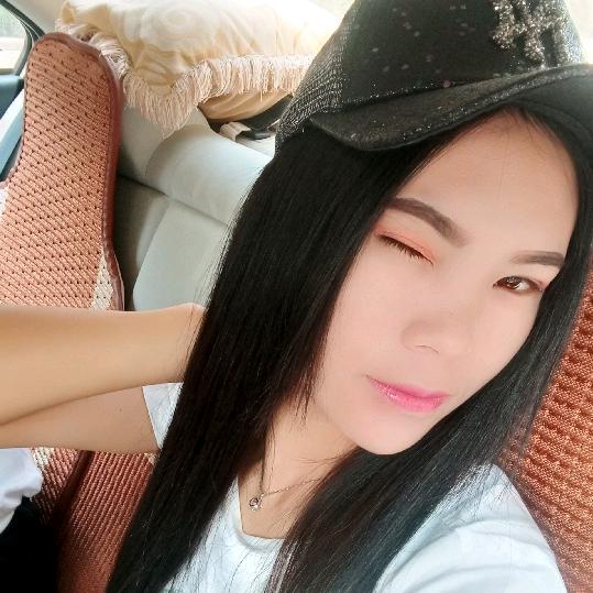 佳人似清酒，小酌才知香