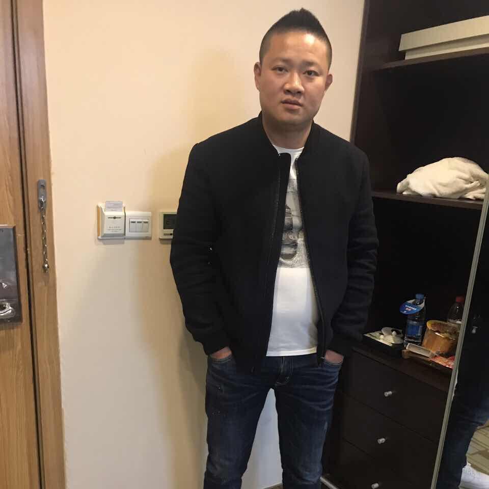 皎皎
