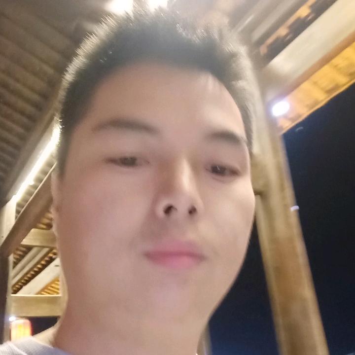 况亮华(洒水车出租)