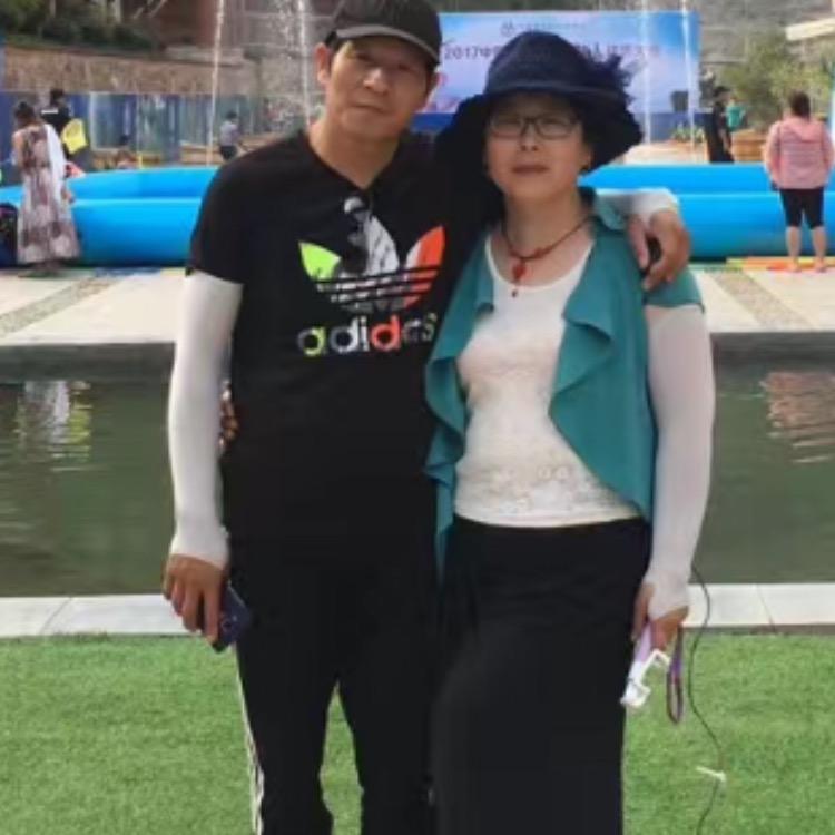 辉