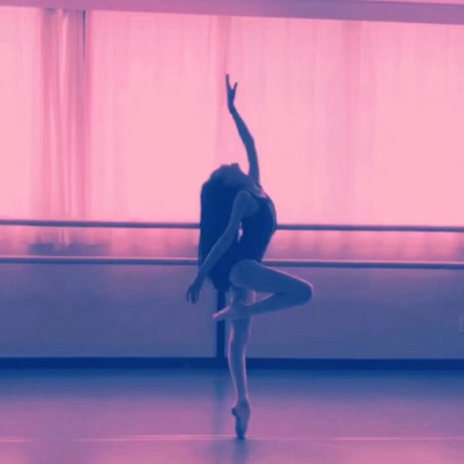 小A