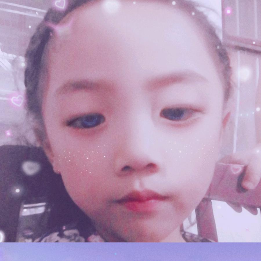 我的两个小宝贝🌺🌺