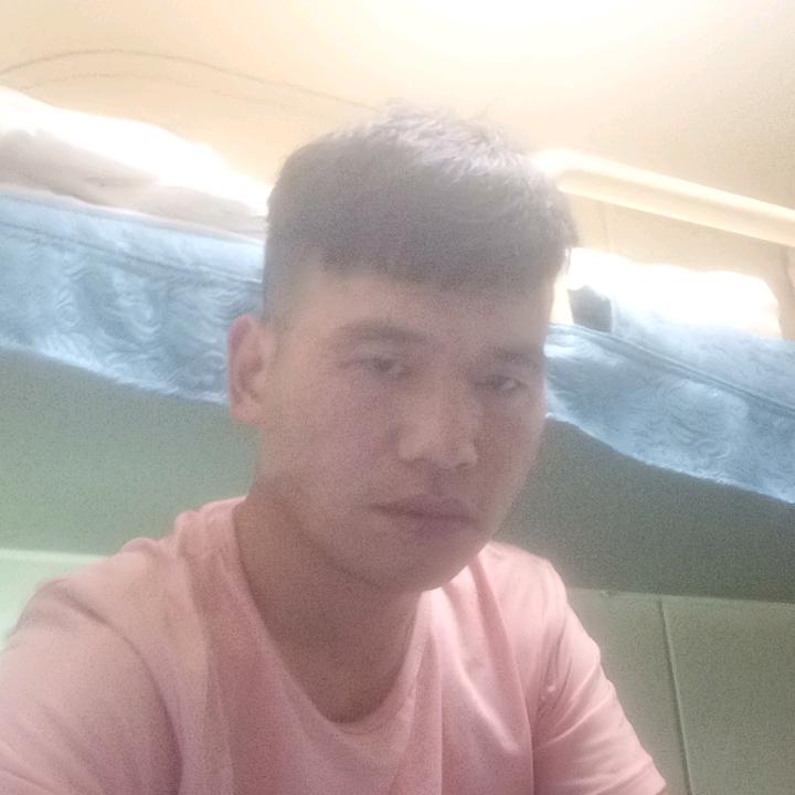 心想是陈～(ง •̀_•́)ง