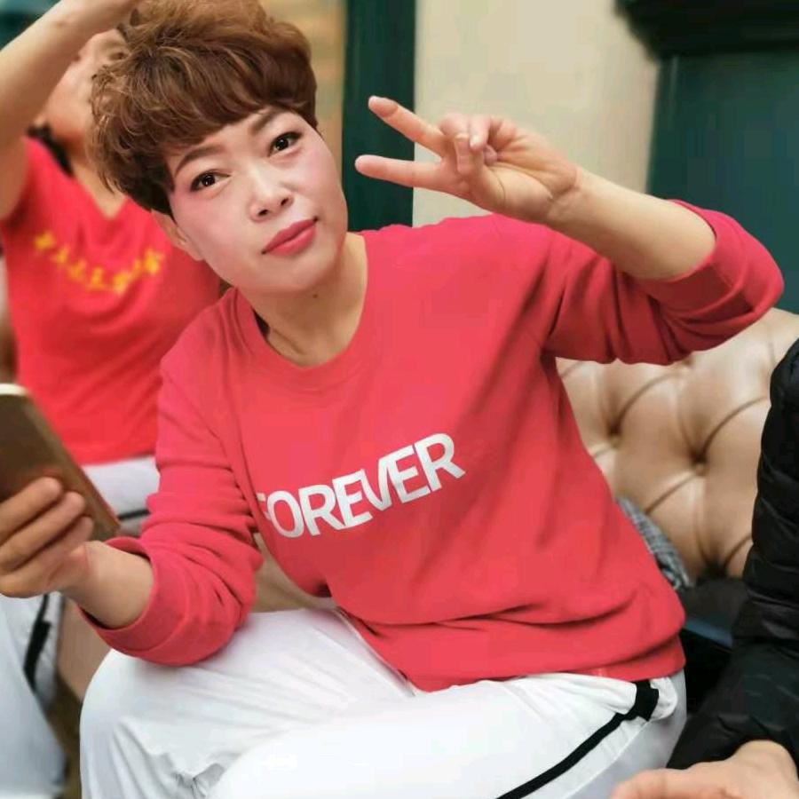 中牟三姐妹家政专业保洁美缝