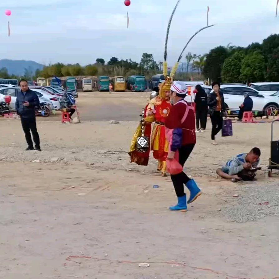 辉辉