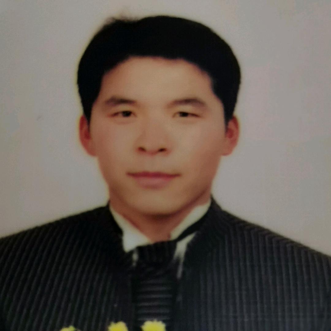 管亮