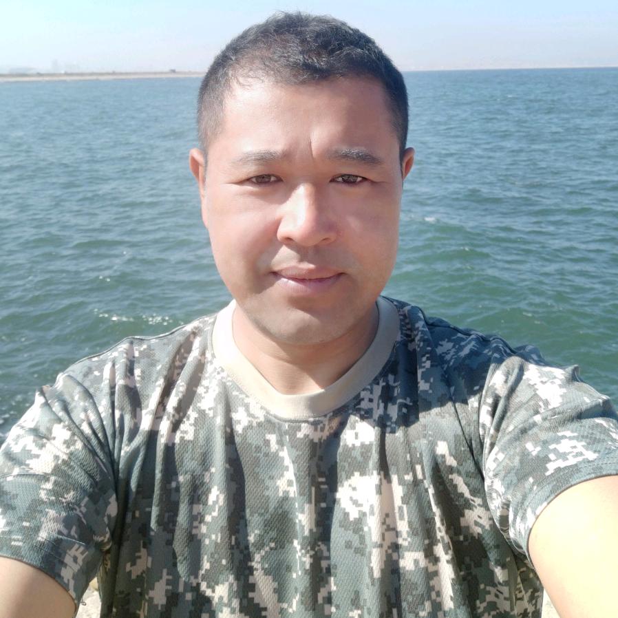 鲅鱼圈赶海宫哥