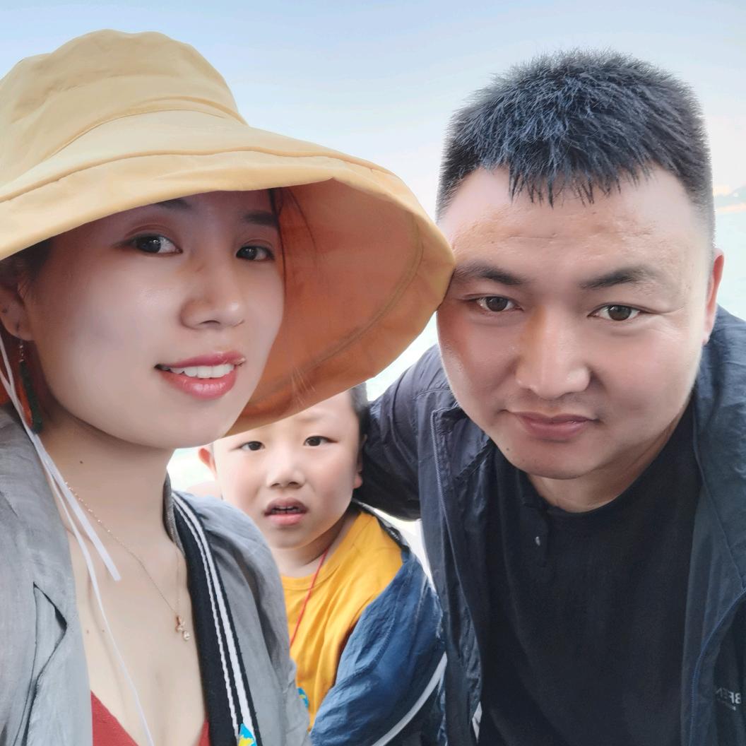 正大棉业  李冰冰