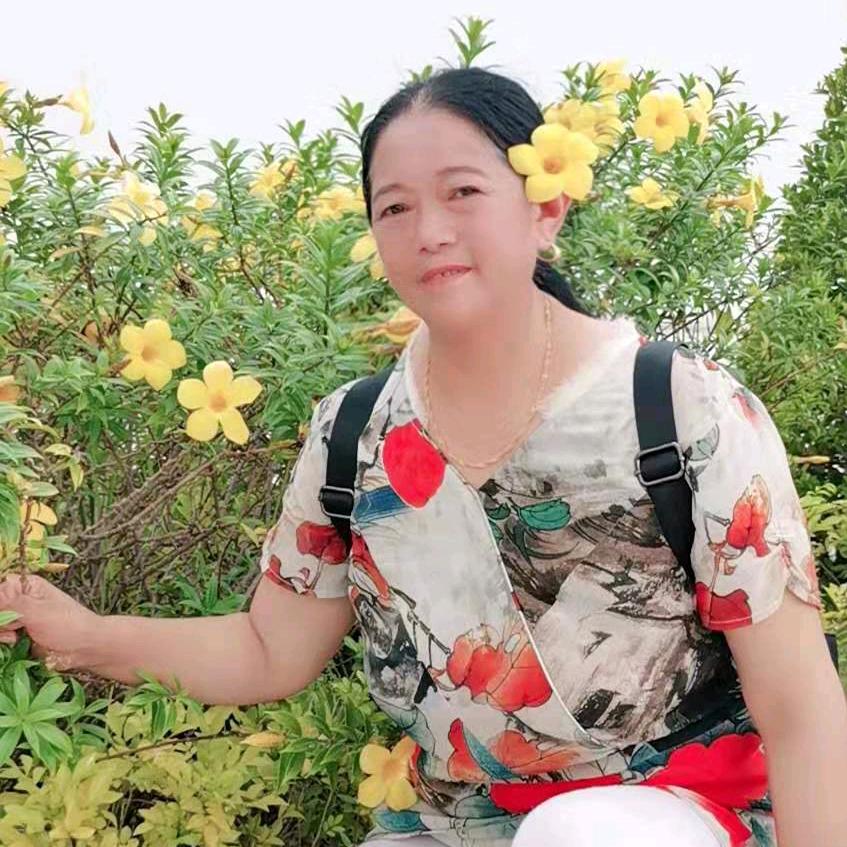 成秀