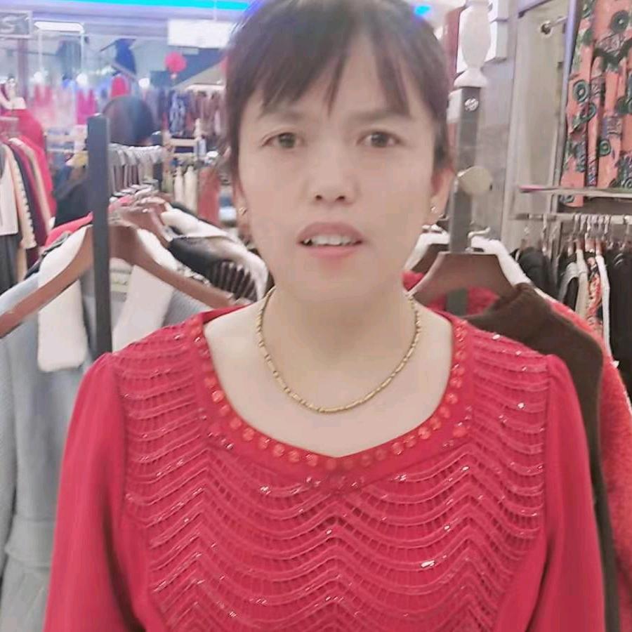 张梅英