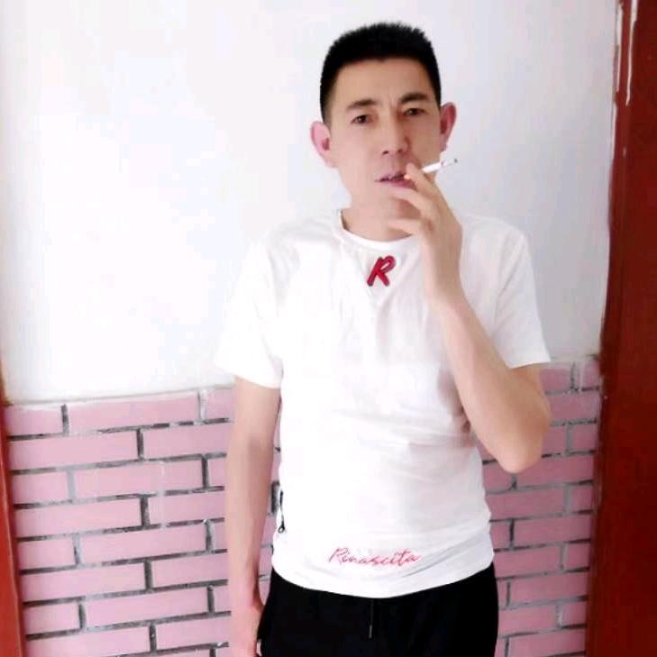 王贵汉正街服装尾货中介