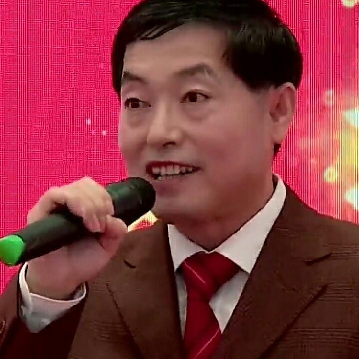 周恩明