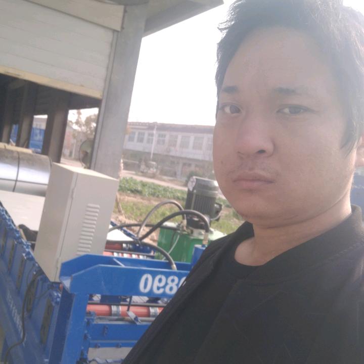 理想不锈钢！彩瓦批发