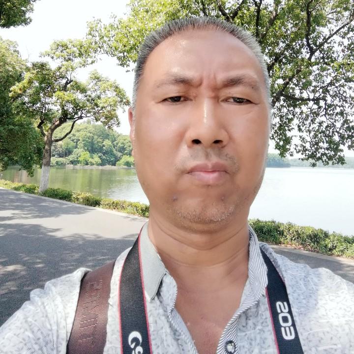 孤影旅拍