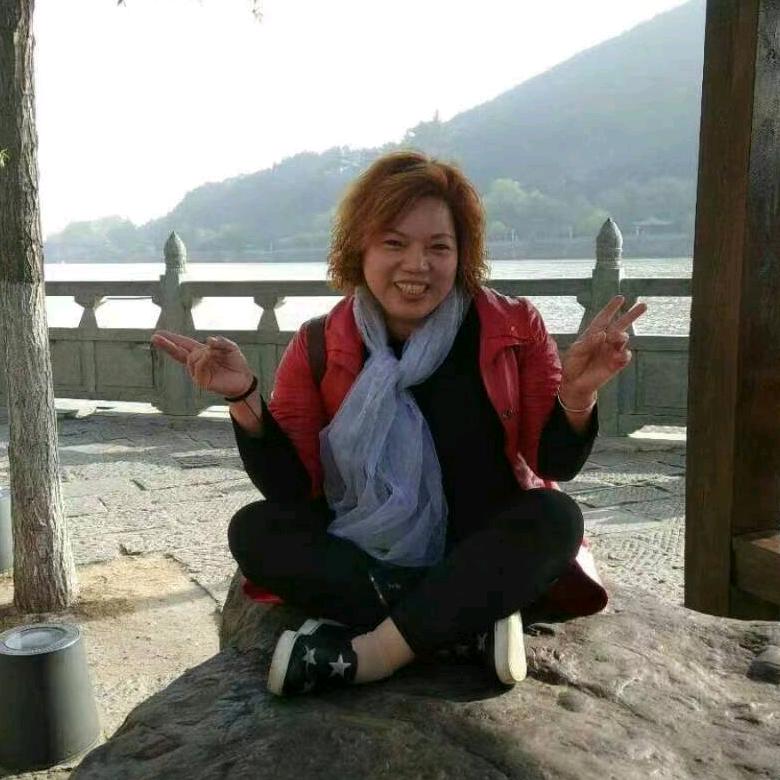 温州珍珍理发店