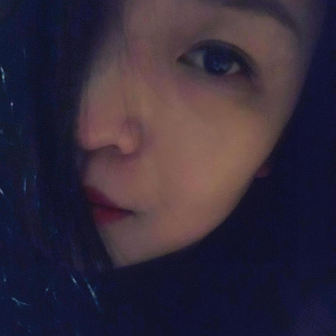 ꧁༺我想静静༻꧂