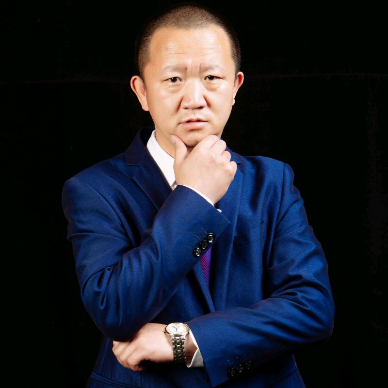 身边的崔哥