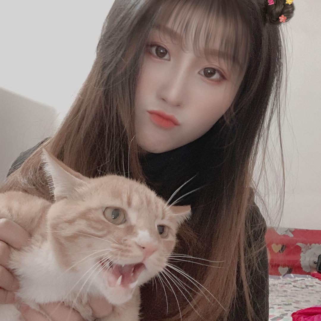 阿玲子∑༒