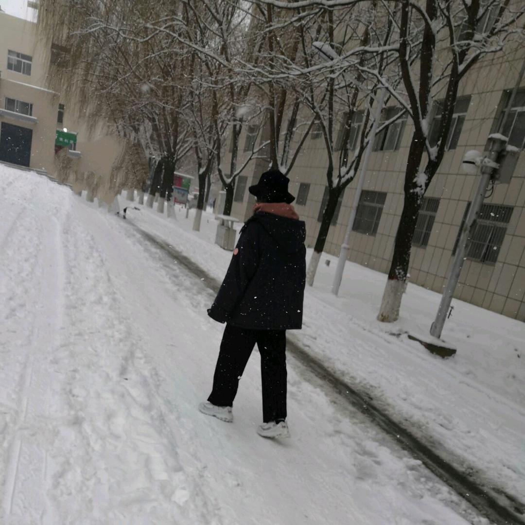 🌈*🌈 拼自己想要的未来 * 🐱