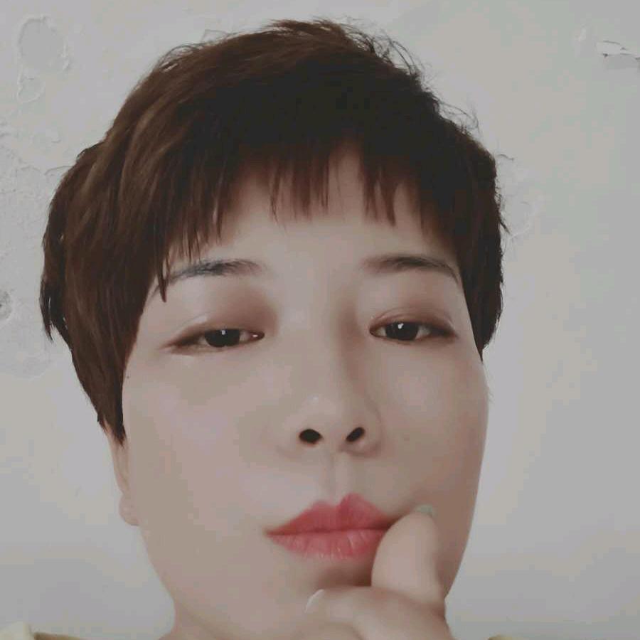 对你微笑纯属礼貌6490