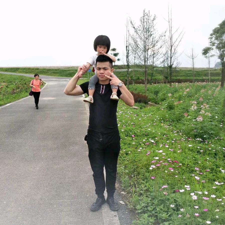 辉仔