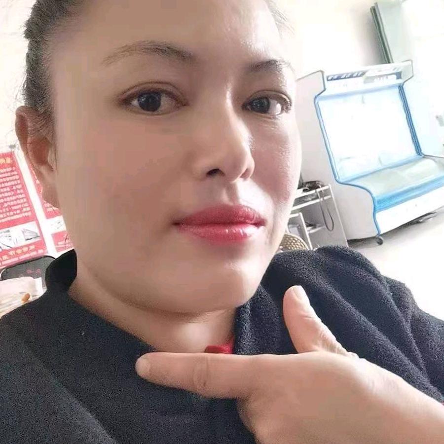 陆女士