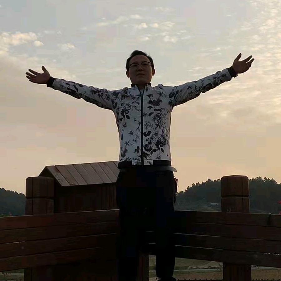洛天
