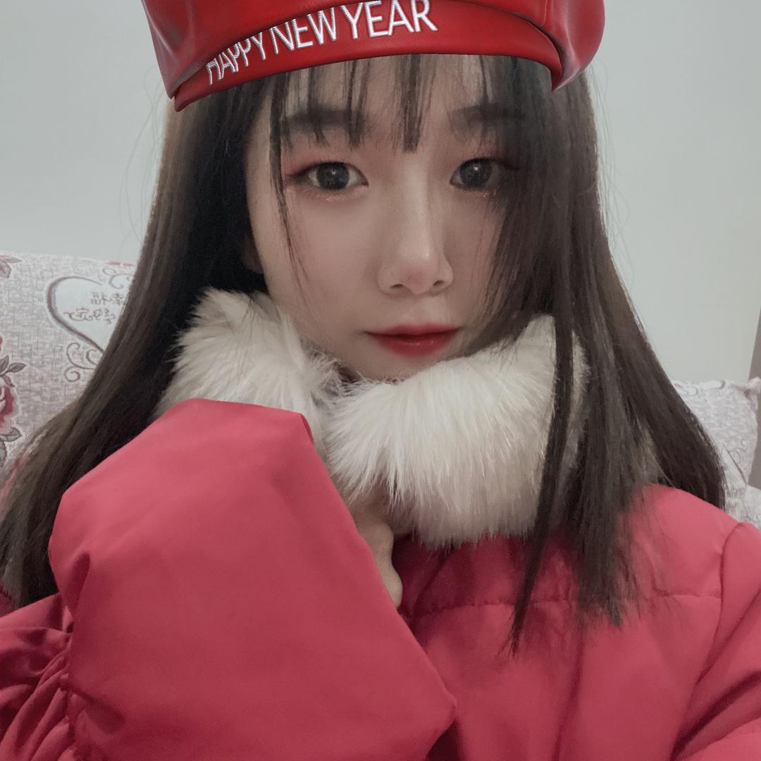 ᥫᩣ芳芳有个小可爱👼