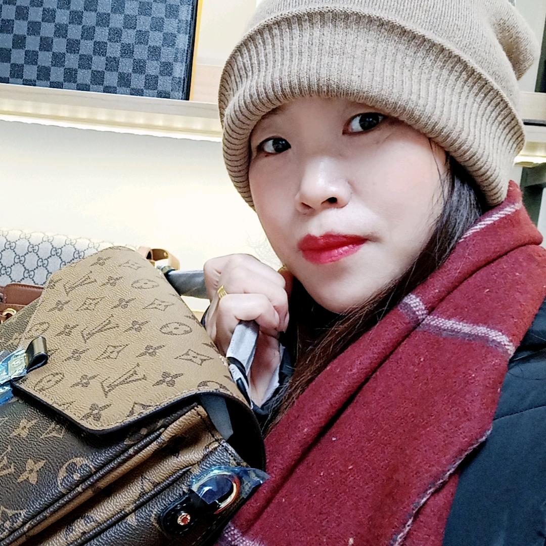 洪叶疯婆子❤️😘