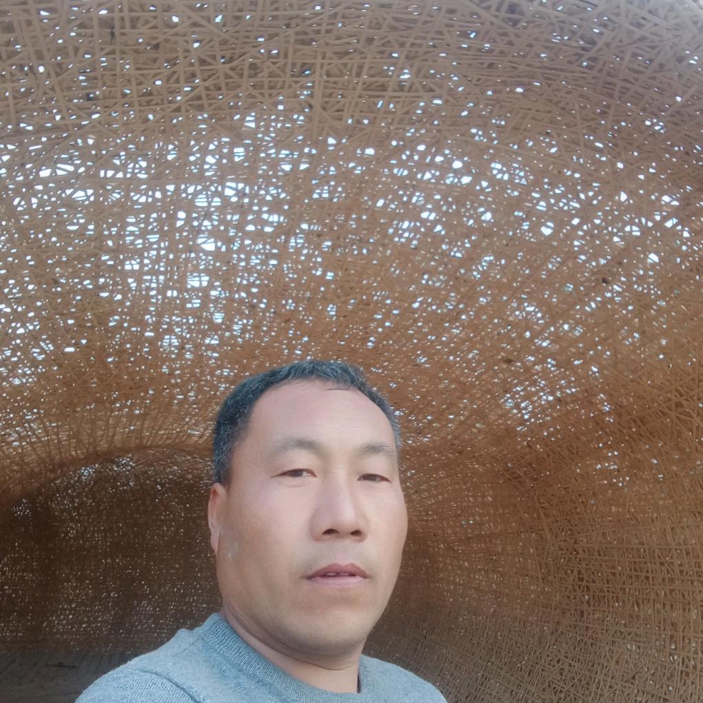 赠人玫瑰，手留余香