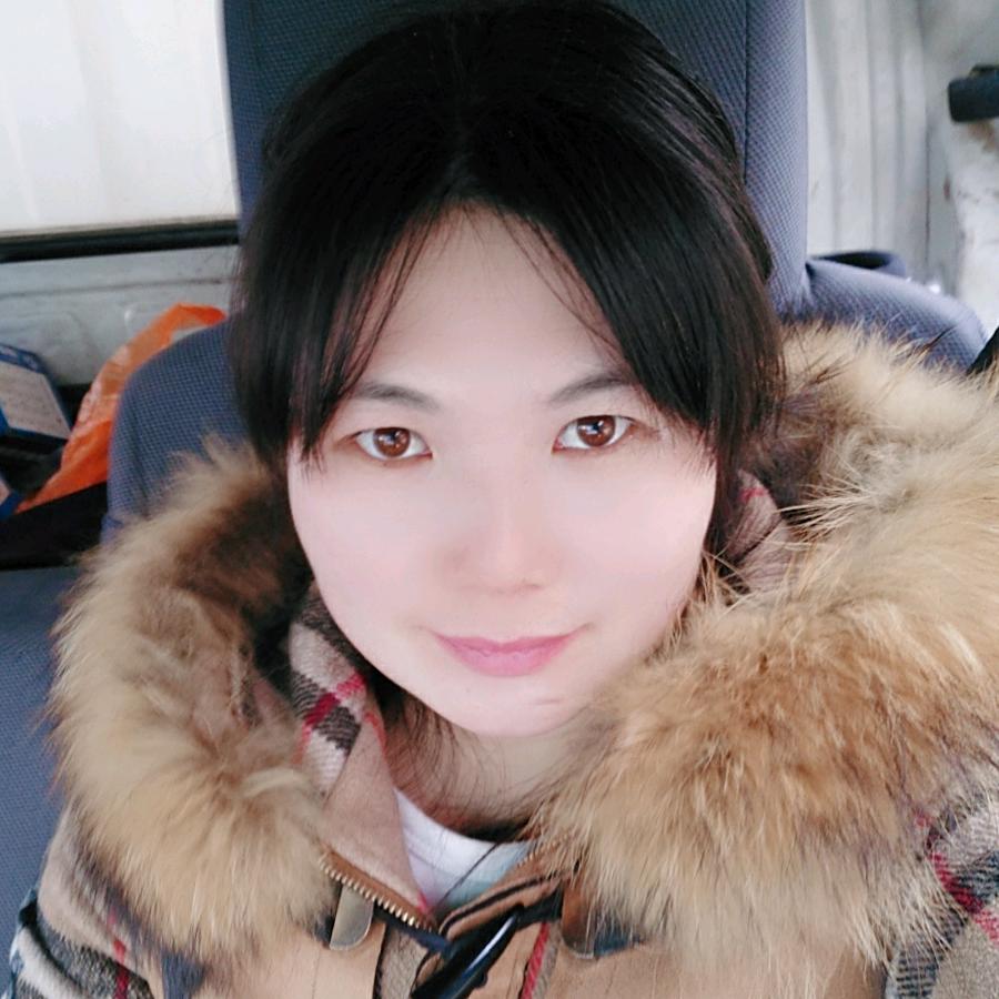 霞儿