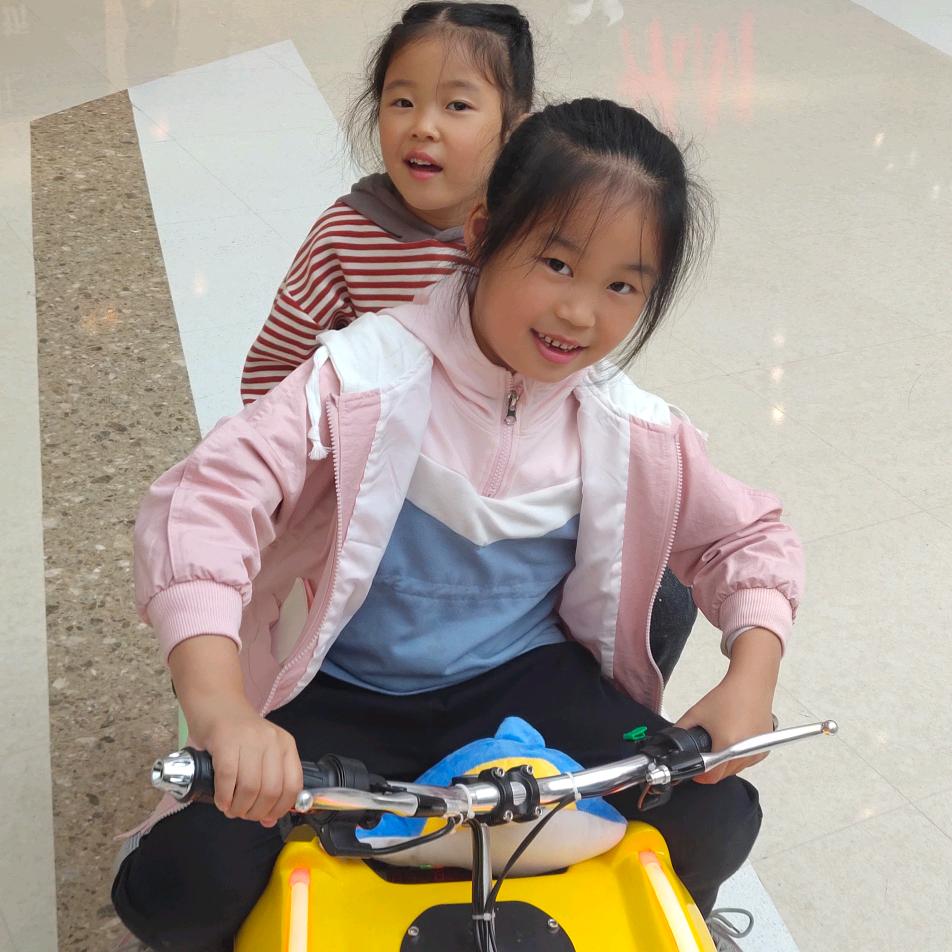 小马家童装店@抖音