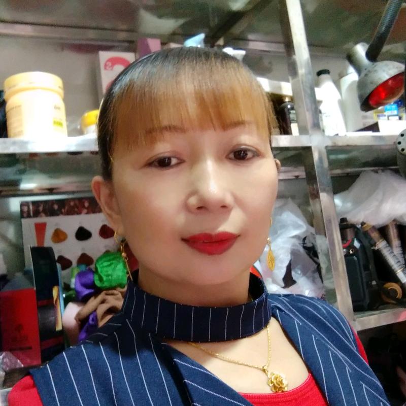 马安红军街辉英发廊