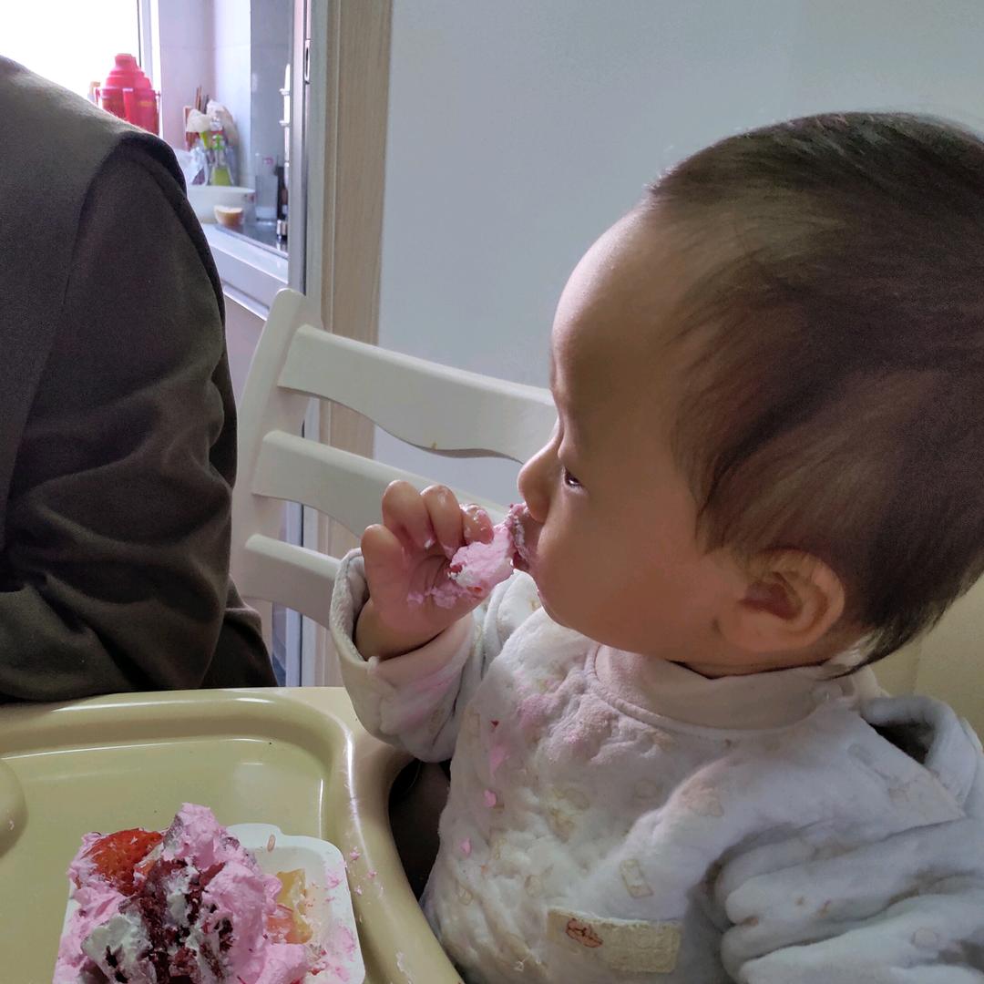 糖糖和葡萄，