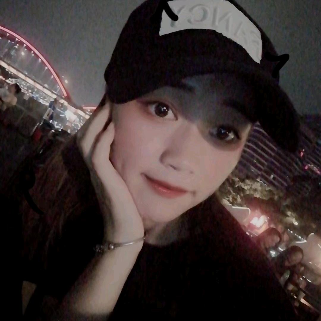柒柒
