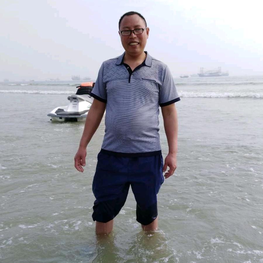 江哥在瓮安做餐饮