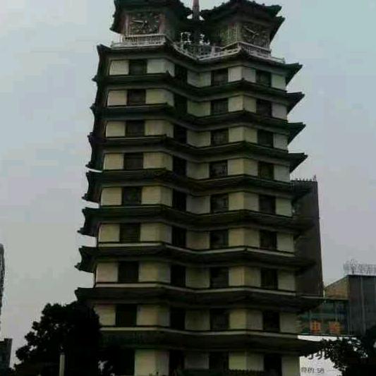 渴望春天贴砖陈师傅