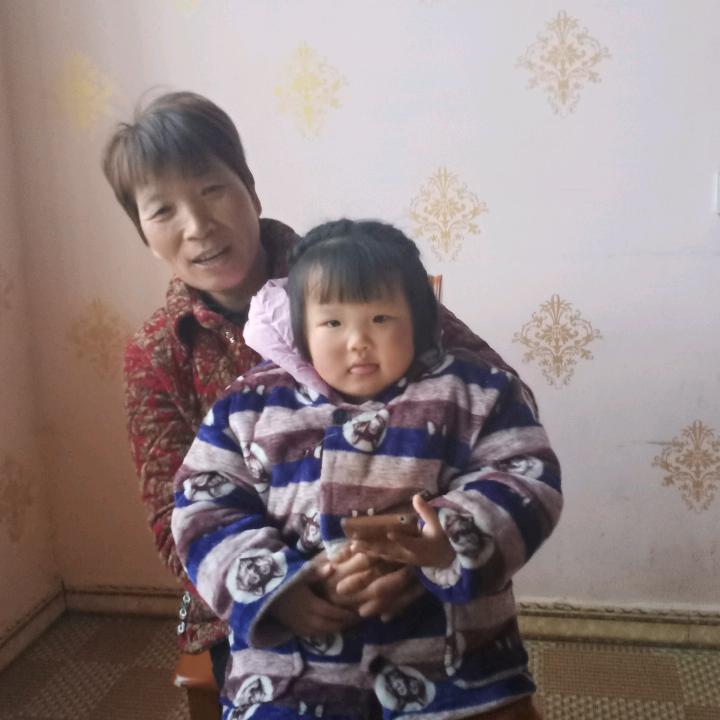 浩浩奶奶