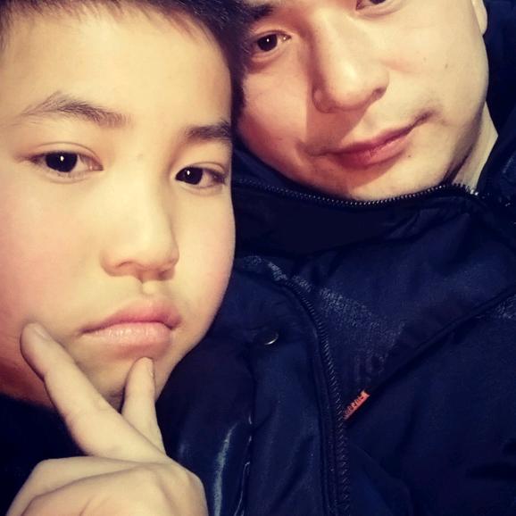 扶我起来，我还能继续皮。