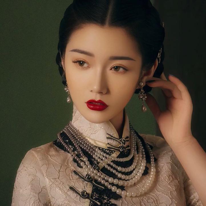 紫虞旗袍
