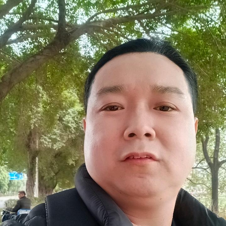 魏荣华