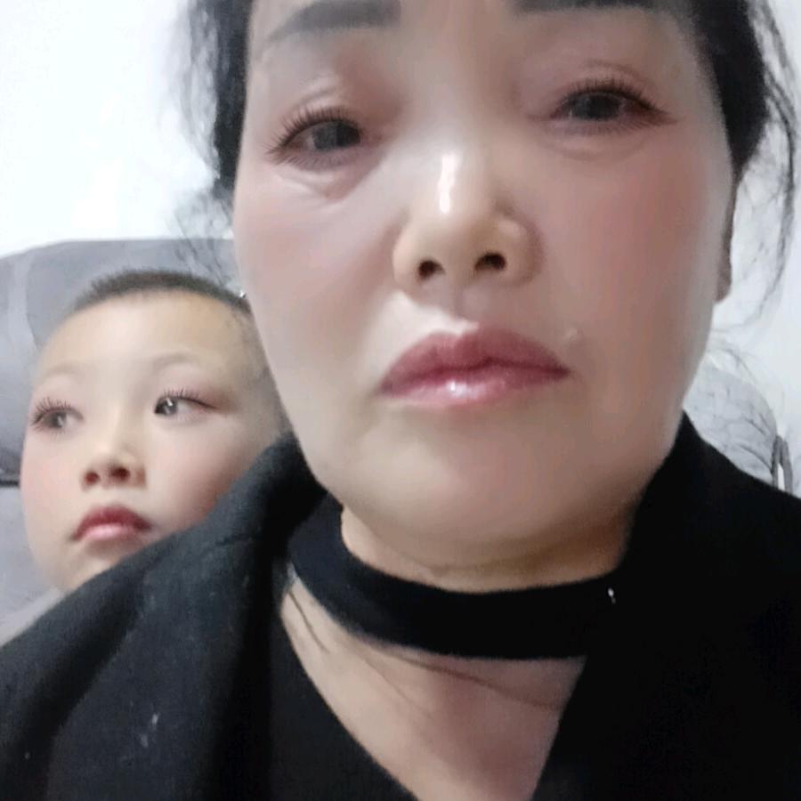 刘老师。